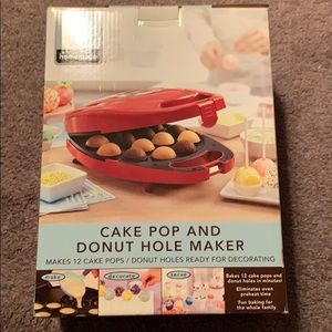 Cake pop & Donut hole maker.